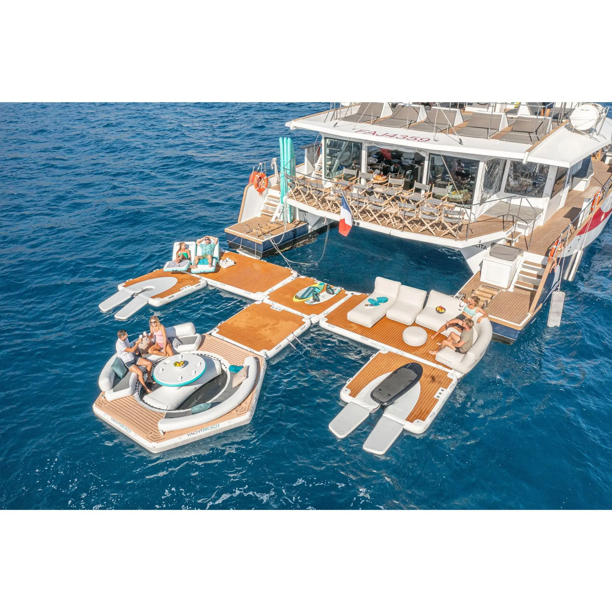 Yachtbeach Pavilion Platform 4.10